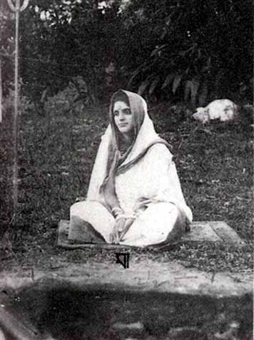anandamayi ma pic