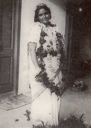 anandamayi ma pic