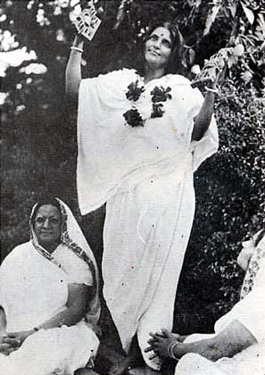 anandamayi ma pic