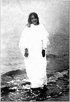 anandamayi ma pic