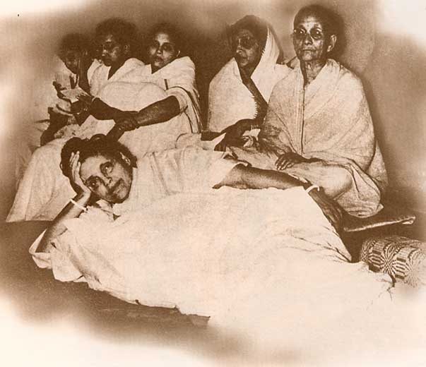 anandamayi ma pic