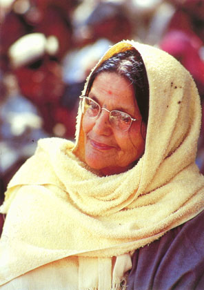 anandamayi ma pic